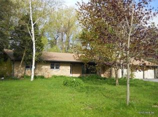 7800 Michna Rd, Racine, WI 53402