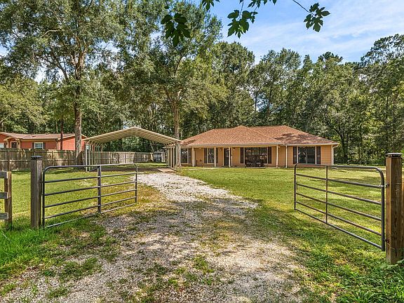 3rd image of 23541 Patricia Ln