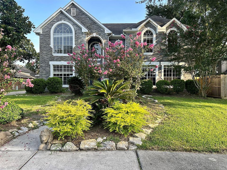 1st image of 13315 Denver Oaks Dr
