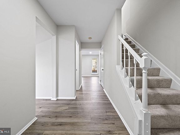 3rd image of 14716 Southwarke Pl