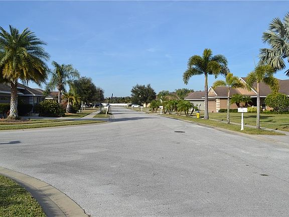 2nd image of 305 Mandolin Ln