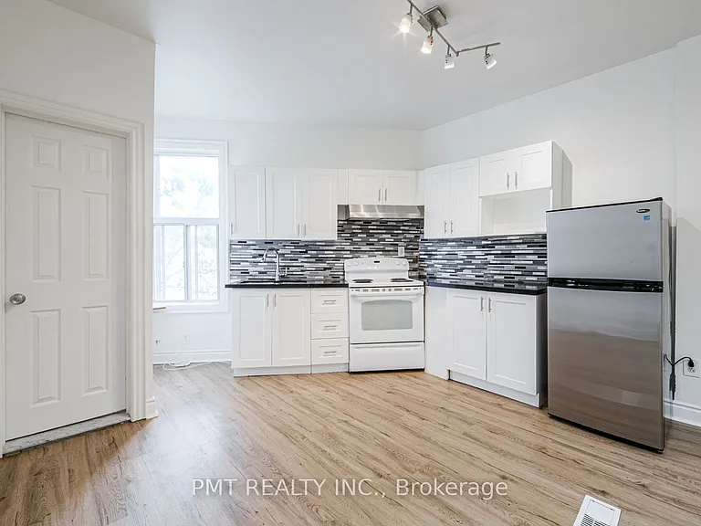 2045 Davenport Rd #UPPER — Photo 15