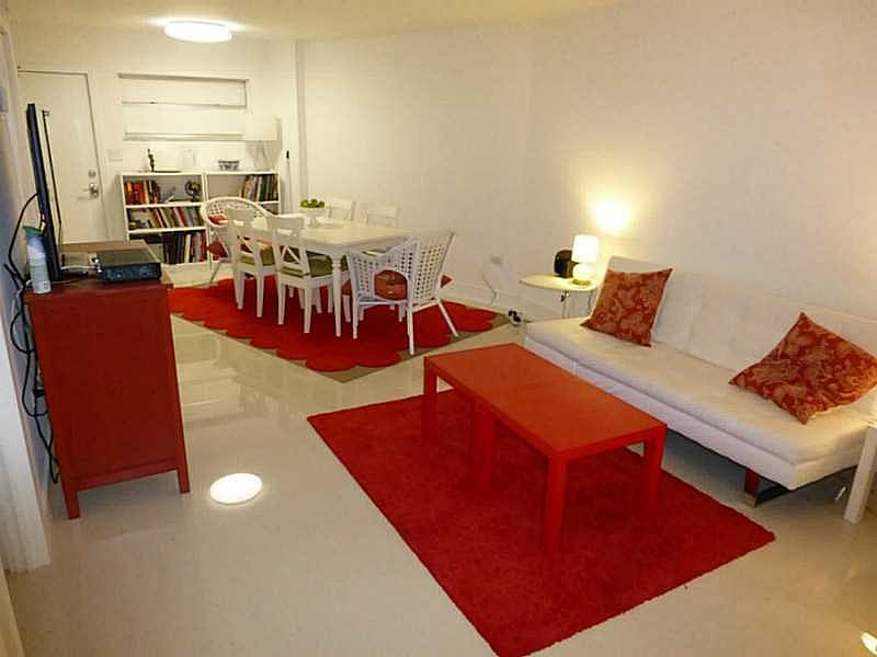 1st image of 1881 Washington Ave APT 2E