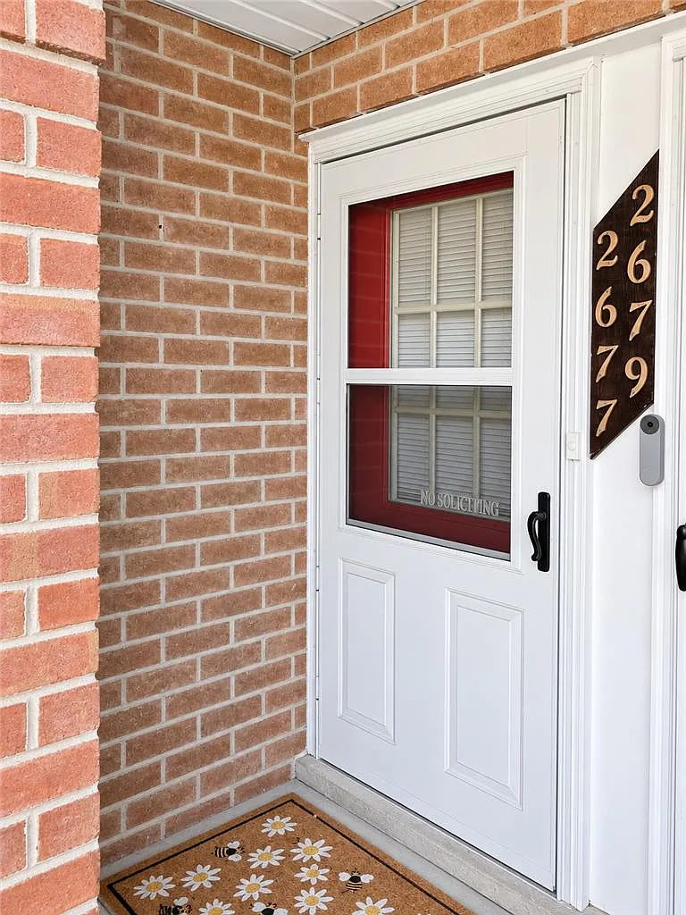 2 bed, 2.0 bath, 1083 sqft, $2,100 — Photo 2