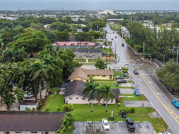 4th image of 15860 NW 2nd Ave