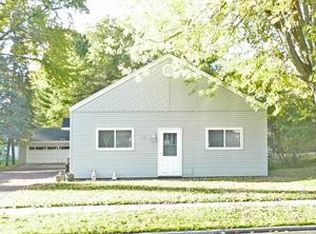 908 W Arlington St, Marshfield, WI 54449