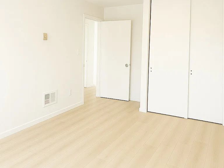 2124 Hermosa Ave #6 — Photo 21
