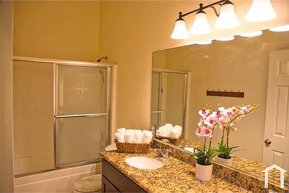 3713 Tulip Tree Dr — Photo 4