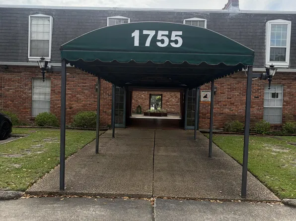 1755 College Dr APT 219, Baton Rouge, LA 70808