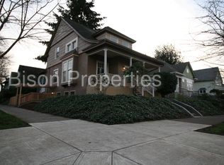 2850 NE Davis St UNIT B, Portland, OR 97232
