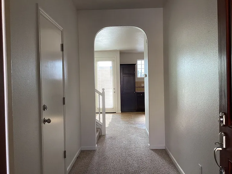 7082 N Refinement Dr — Photo 5