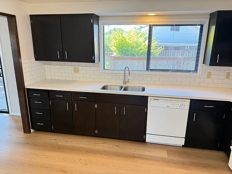 2090 Tabor St — Photo 18