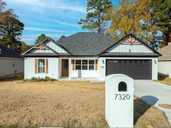 7320 Royal Oaks Dr, Little Rock, AR 72209