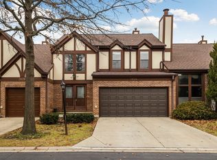 2826 Brighton Ct, Westchester, IL 60154