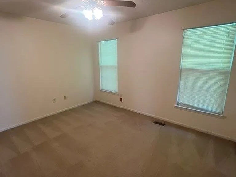 2306 Alava Ct — Photo 30