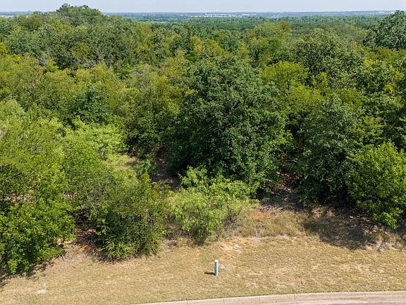 4th image of 8809 Racquet Club Dr