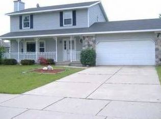2888 Horseshoe Ct SW, Wyoming, MI 49418