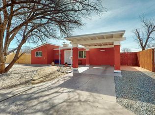 10816 Candelaria Rd NE, Albuquerque, NM 87112