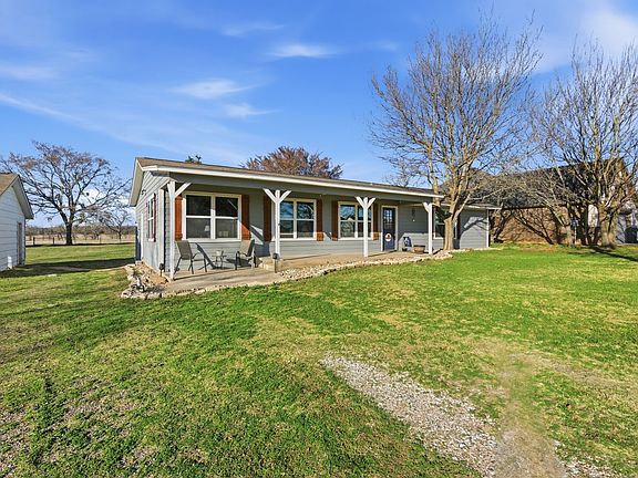 2nd image of 143 Mohave Dr E