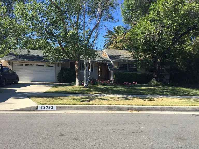 22322 Burton St — Photo 1