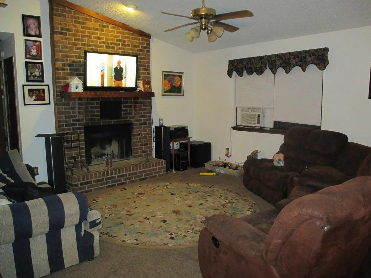 2303 Cumberland Drive — Photo 3