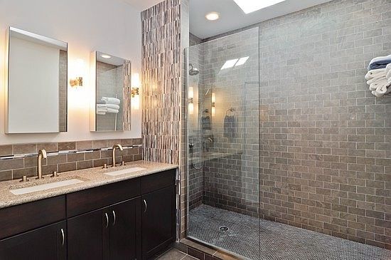5th image of 2429 N Clybourn Ave APT B