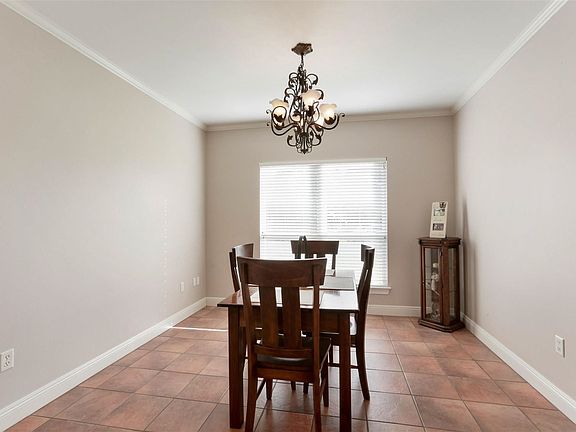 3rd image of 18139 Glen Park Dr