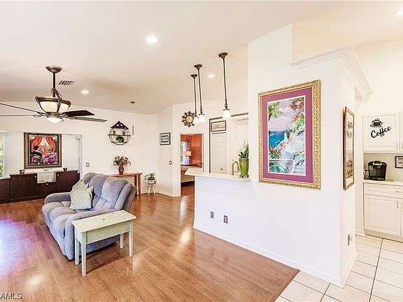 4th image of 468 Bethany Village Cir