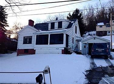 2nd image of 117 Walnut Ln