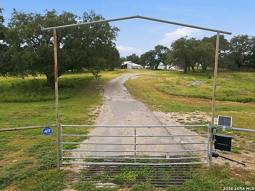 8811 FM 471 N Photo 1