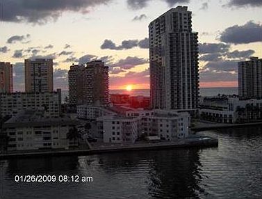 3rd image of 121 Golden Isles Dr APT 901