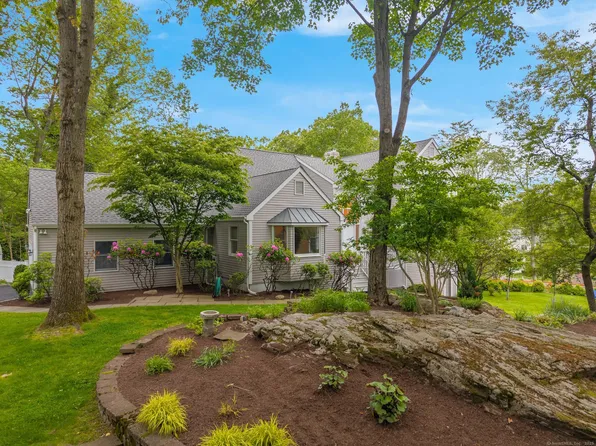 14 The Mews, Westport, CT 06880