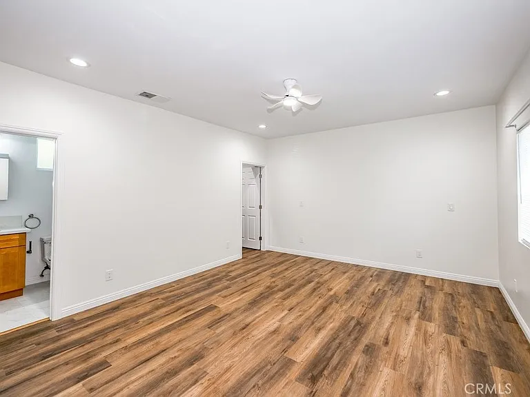 2340 N Sparks St — Photo 8