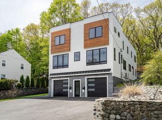 366 Massachusetts Ave #366, Lexington, MA 02420
