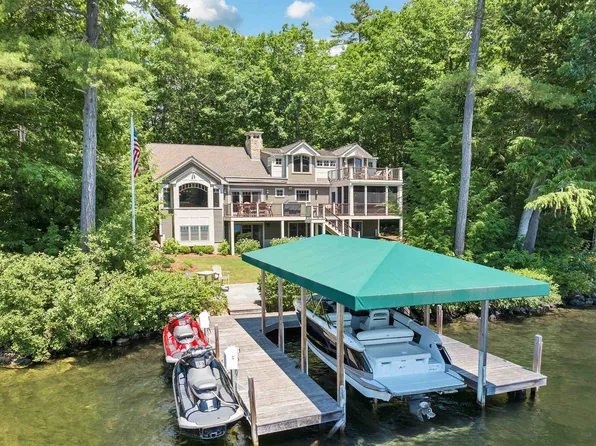 58 Governor Wentworth Highway, Tuftonboro, NH 03853