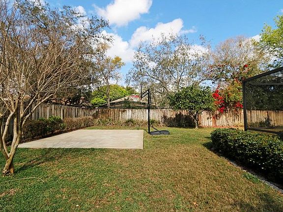 4th image of 774 Summer Oaks Ct