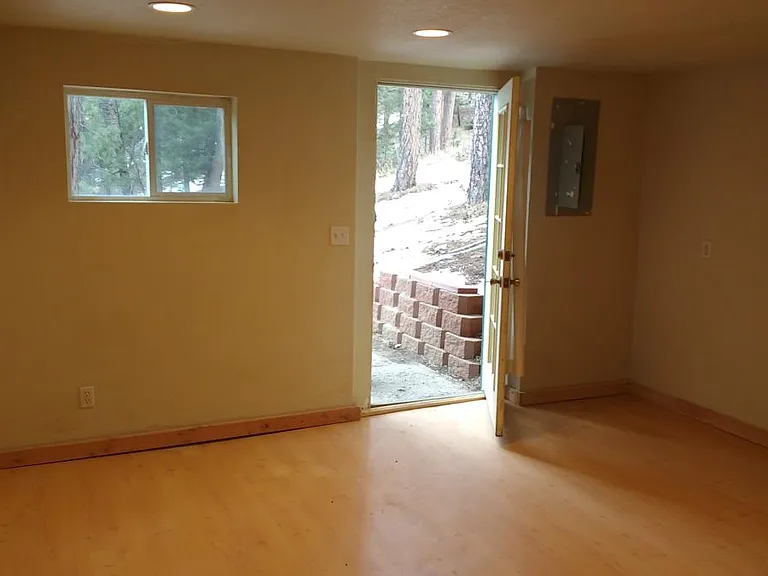 4th Bedroom/Office/Arts Room