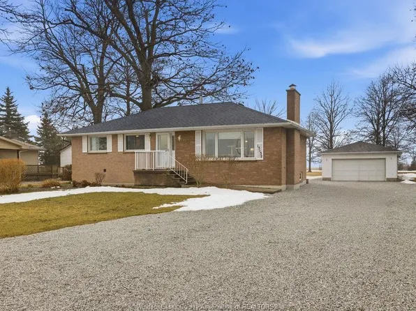 13132 Walker Side Rd, Essex, ON N8M 2X6