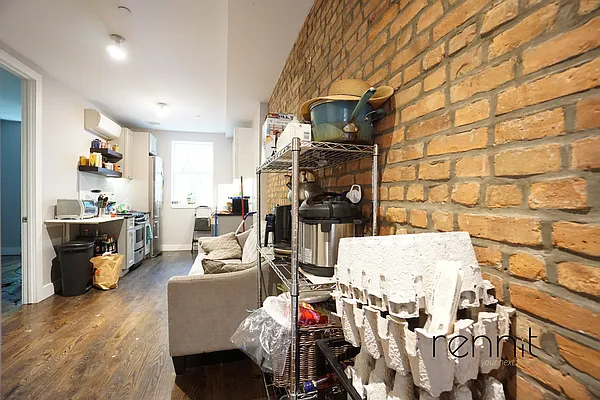 Rented by Rennit Inc. | media 8