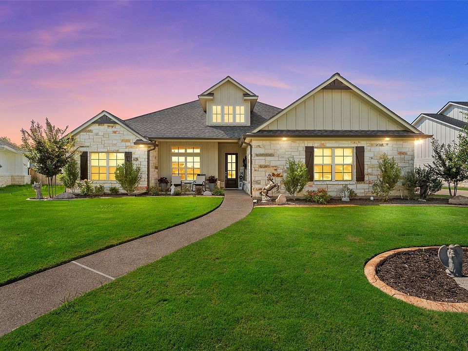 1st image of 10133 T Bury Ln