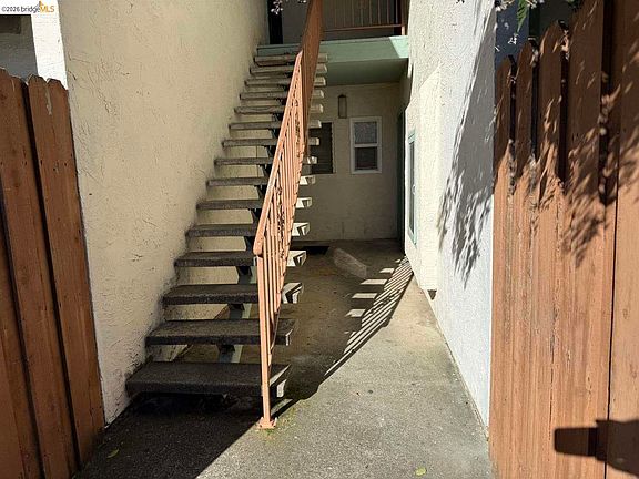 3rd image of 423 Gregory Ln APT 30