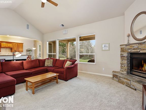 4th image of 3664 Mira Loma Dr