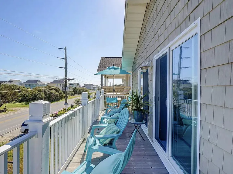 1117 S Topsail Dr — Photo 10