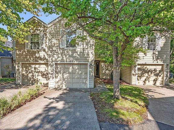 2nd image of 462 Lori Ln