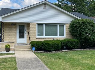 433 S Illinois Ave, Villa Park, IL