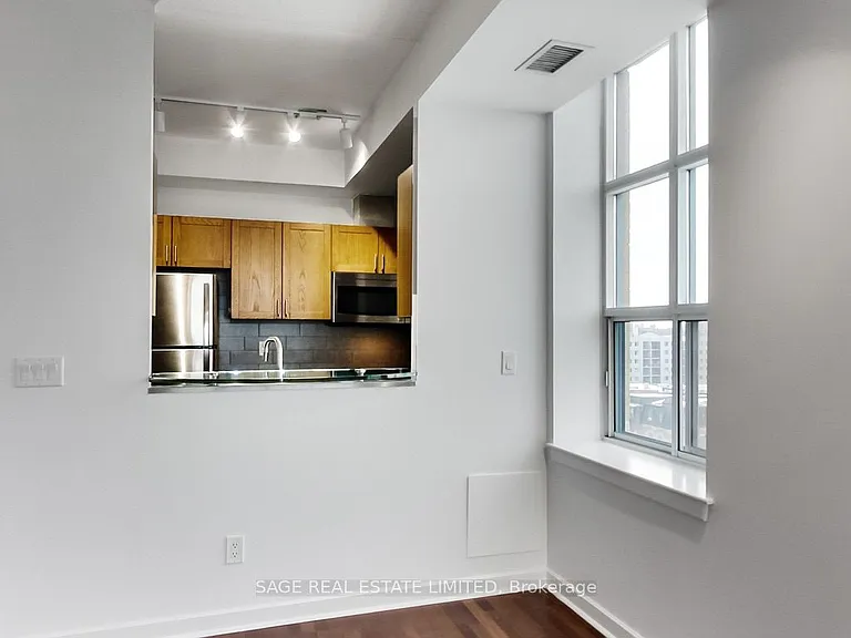 438 Richmond St W #910 — Photo 15