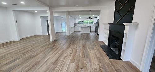 3rd image of 2506 Churchill Dr
