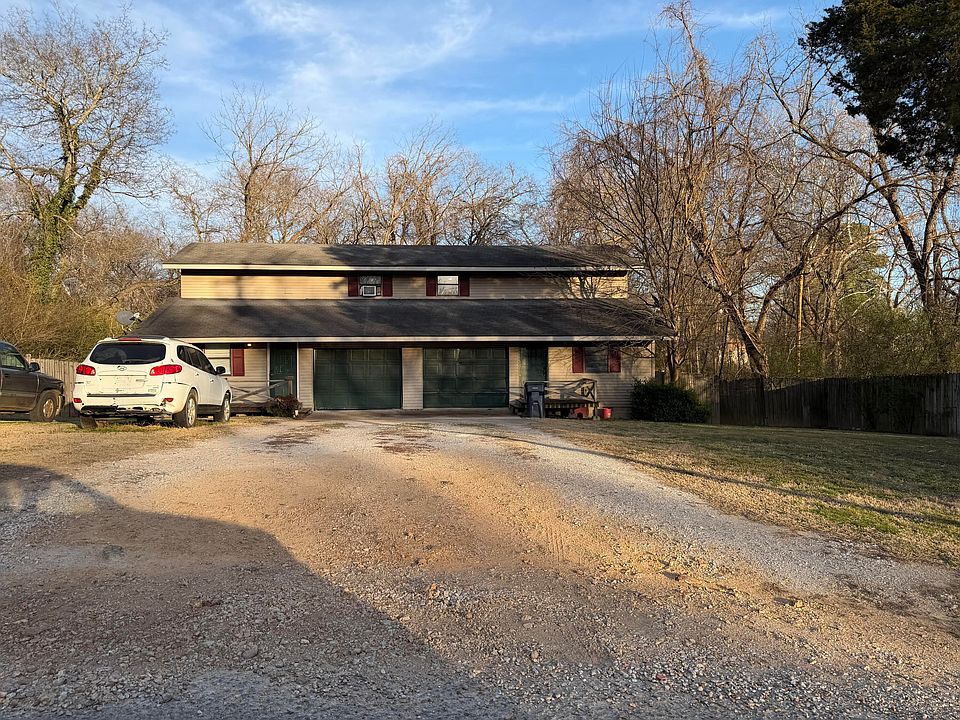 1st image of 1360 Davis Ln