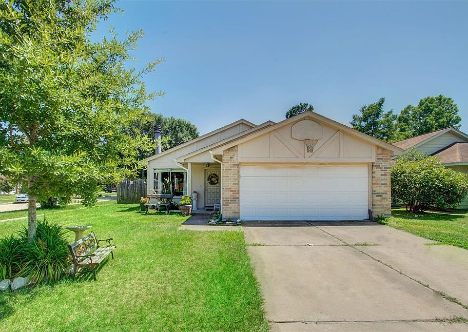 1st image of 19407 Cypress Arbor Dr