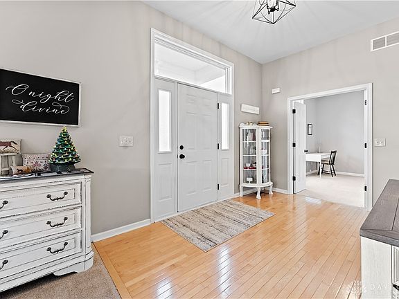 4th image of 7139 White Oak Ct